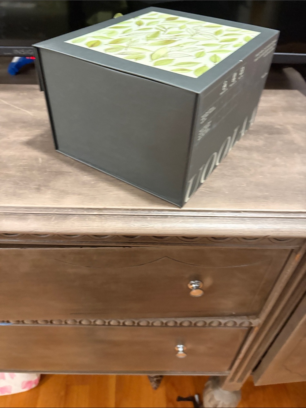 Matcha Starter Set - Green Ribbon Gift Box - Picture 4 of 4